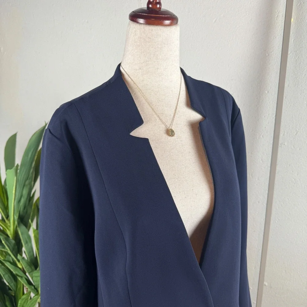 Dark Academia Quiet Luxury Tailored Talbots Blazer Women 12 Navy Blue Notch Neck
